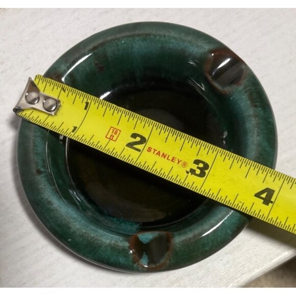 Blue Mountain Pottery Ashtray 3.75" Round Green Drip Glaze 3 Rests Vtg Canada - Picture 4 of 5